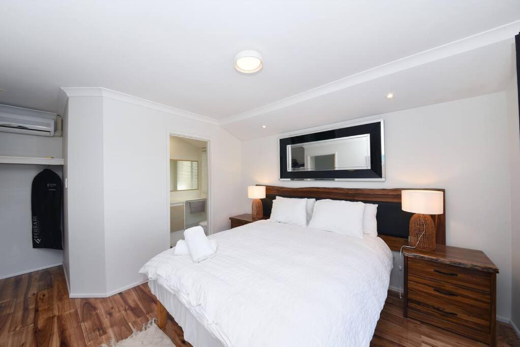 Holiday home Cheerful 4-bedroom With Spa! *